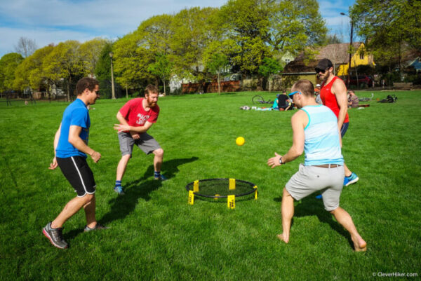 Spikeball